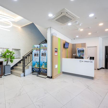 Yeosu View Foret Pension Exteriör bild
