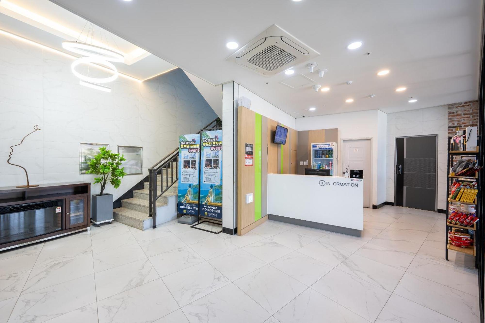 Yeosu View Foret Pension Exteriör bild