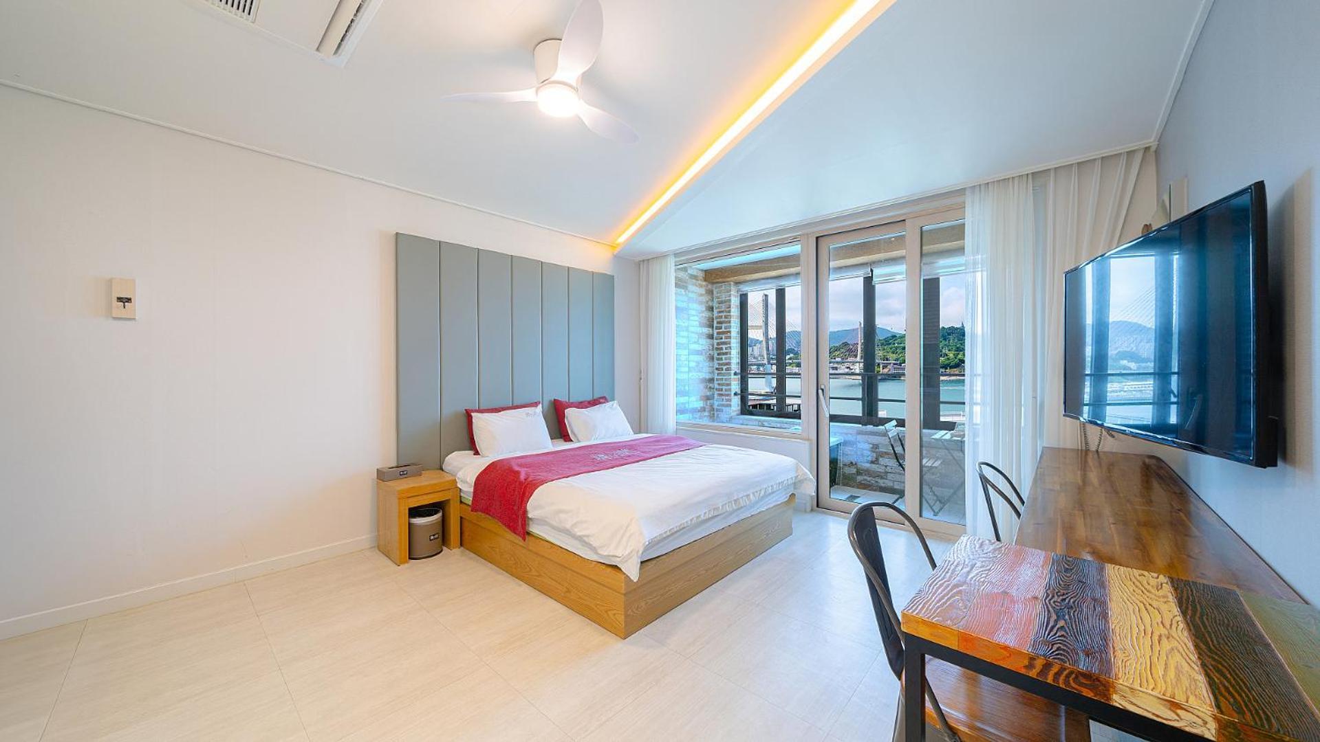 Yeosu View Foret Pension Exteriör bild