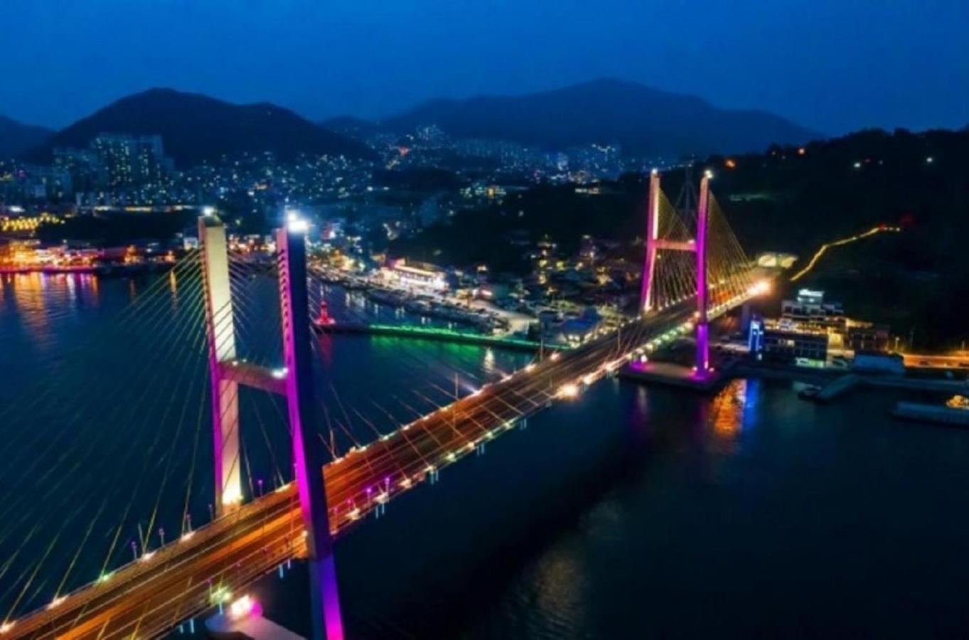 Yeosu View Foret Pension Exteriör bild